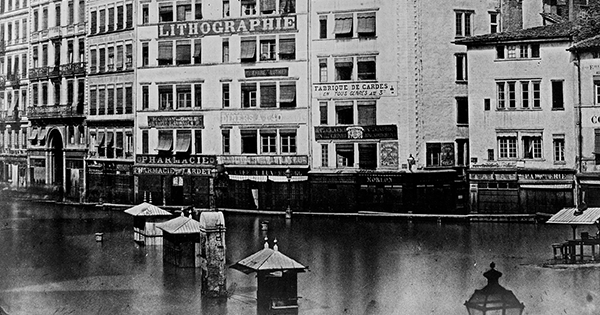 Photo de la place des Jacobins inondées en 1856