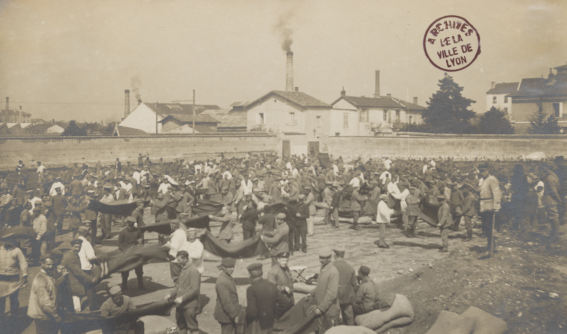 Contingent de prisonniers allemands au dépôt de Grange-Blanche Extrait d’un album composé de 45 tirages papier - 959WP/140