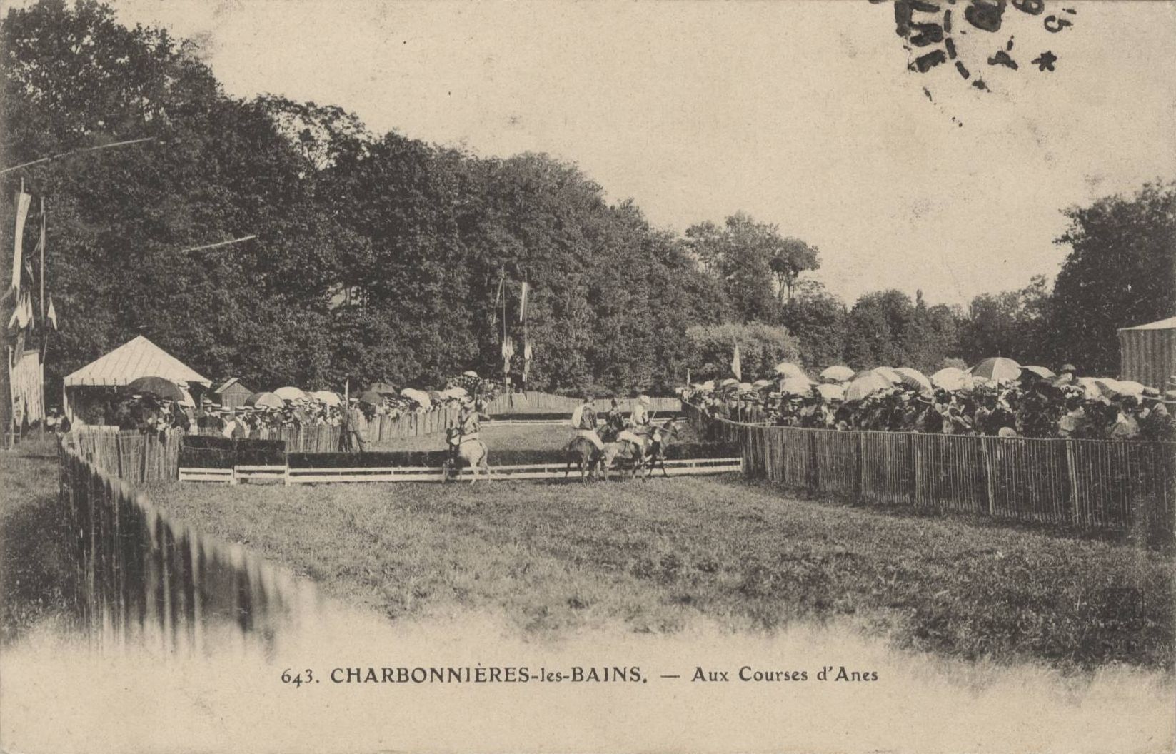 Charbonnières-les-Bains - Aux courses d'ânes : carte postale NB (vers 1910, cote 4FI_3776)