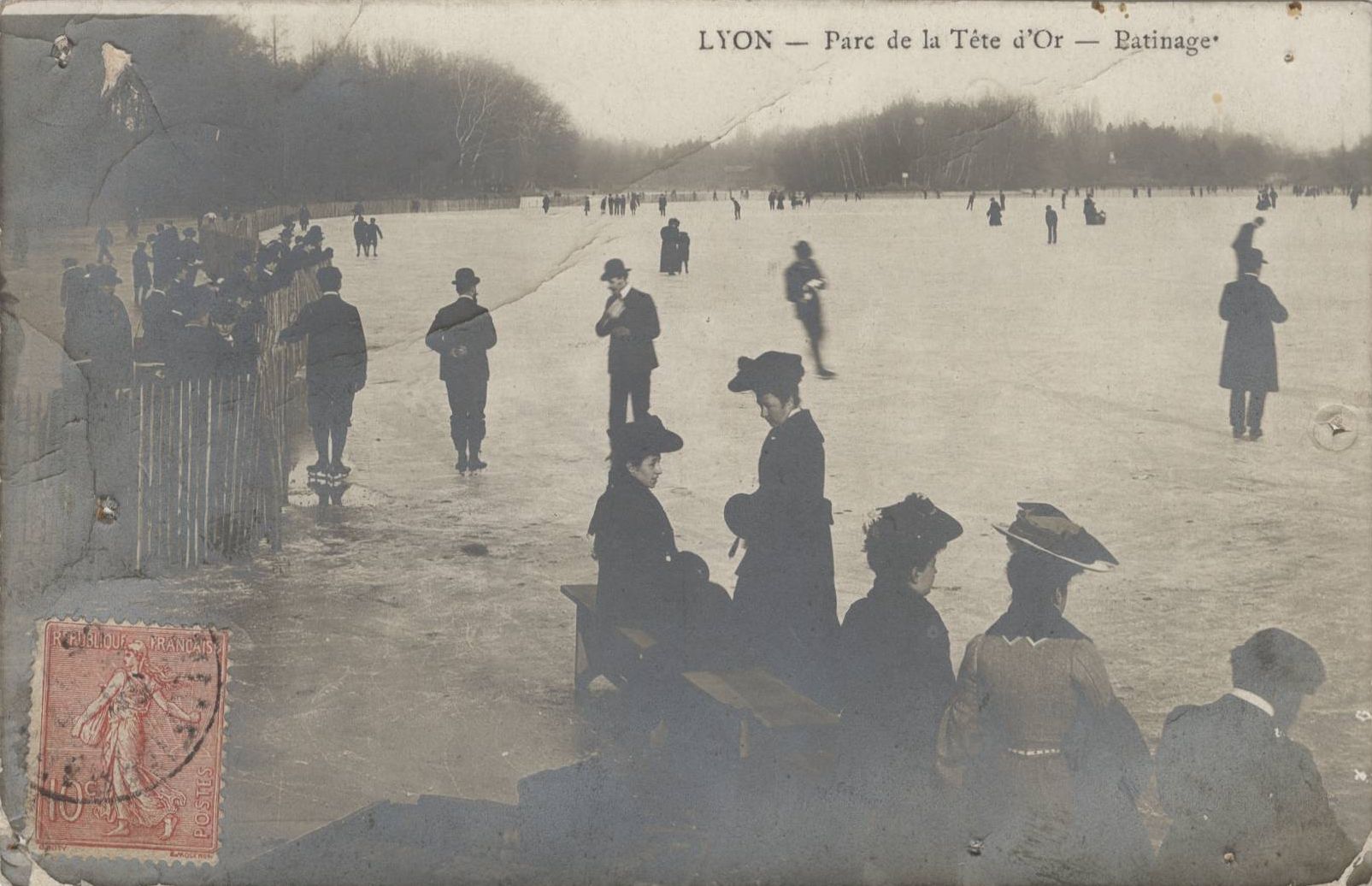 Lyon - Parc de la Tête d'Or. Patinage : carte postale NB (vers 1905, cote 4FI_3868)