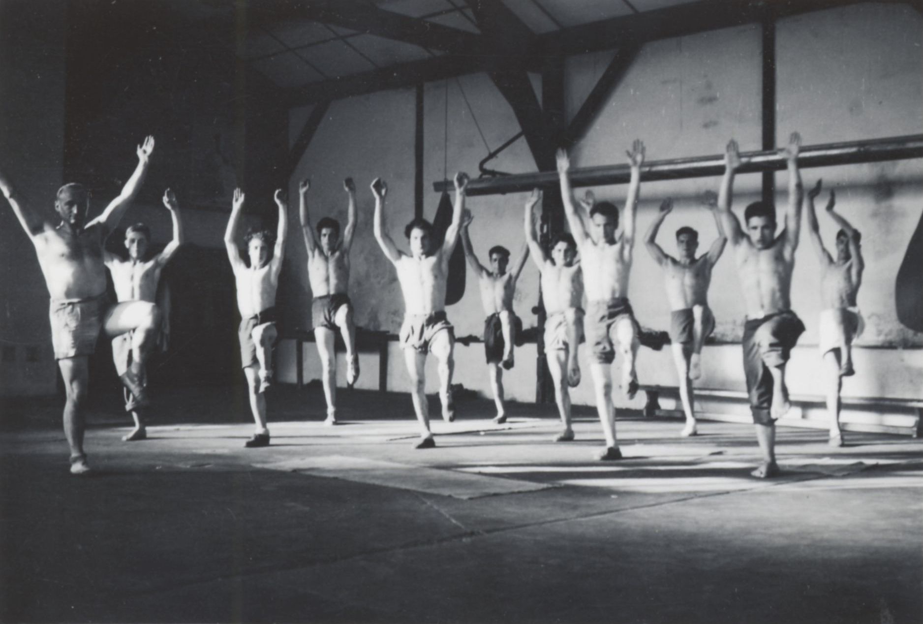 Mouvement de jeunesse - Activité sportive : photographie NB (1949, cote 101WP/4)