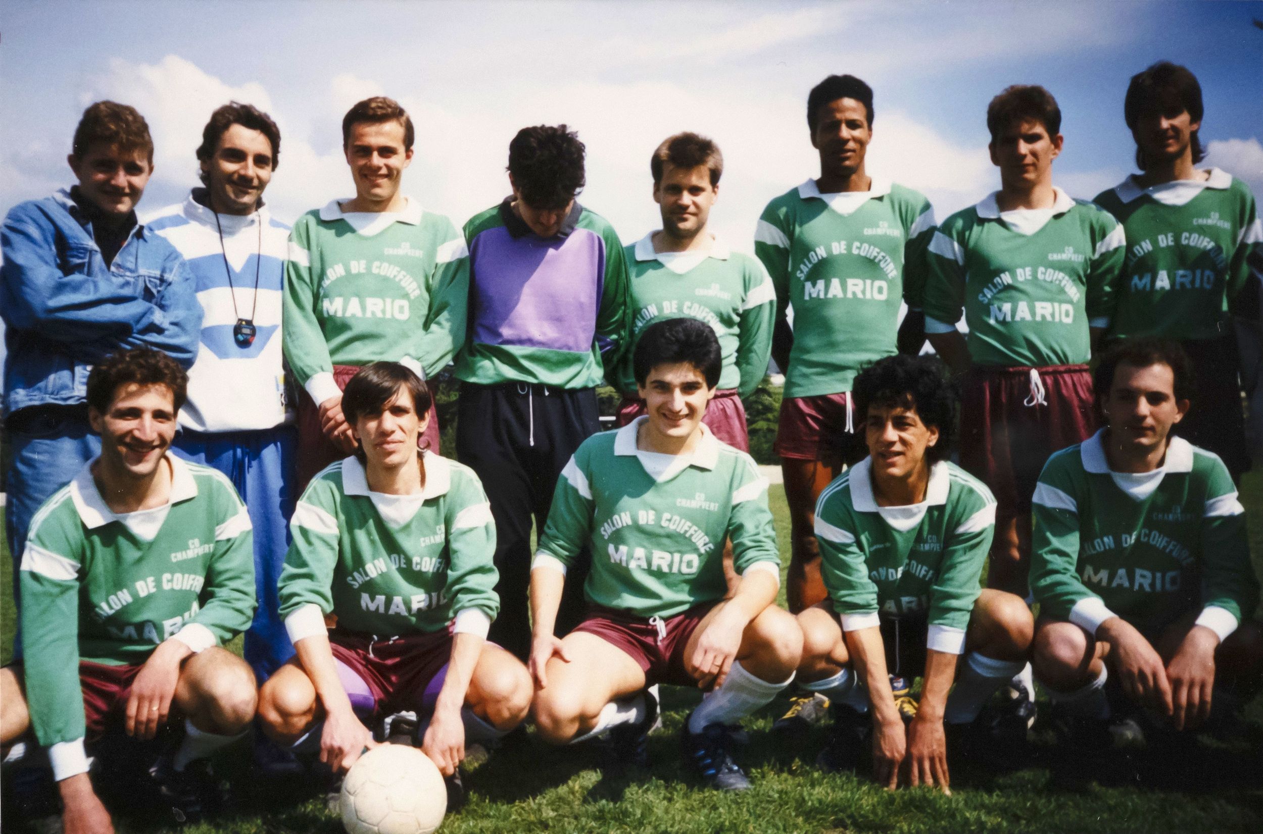 Club de football du 5e arrondissement, photographie parue dans "C'est 9 à Lyon" n° 26 septembre 1991 : photo. couleur (1990-1991, cote 1518WP/1950)