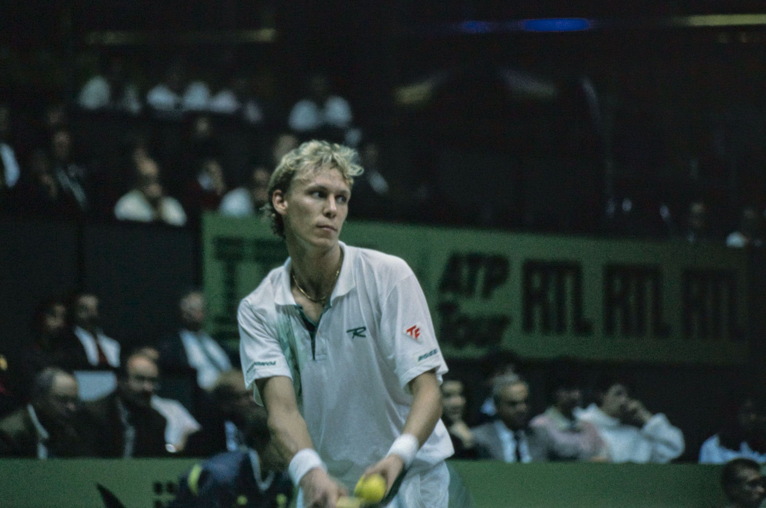 Jonas Svensson, rencontres du Grand Prix de Tennis de Lyon : photographie couleur (1991, cote 1518WP/2025)