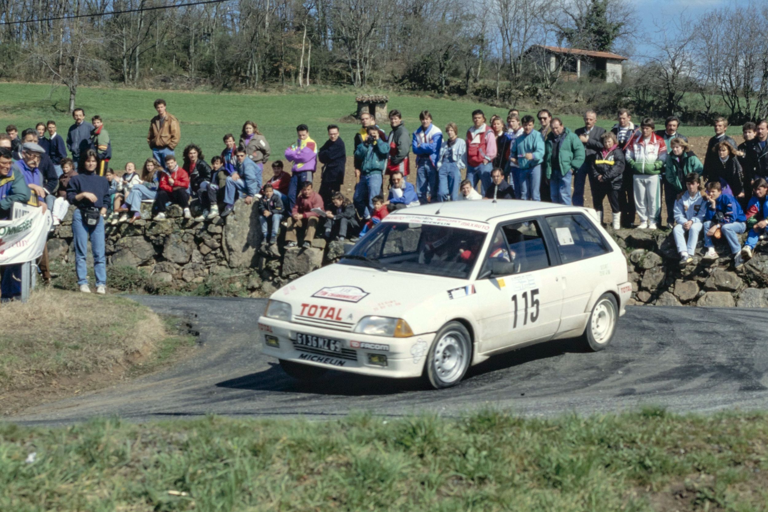 Rallye Lyon-Charbonnières : diapo. couleur (1991, cote 1518WP/954)