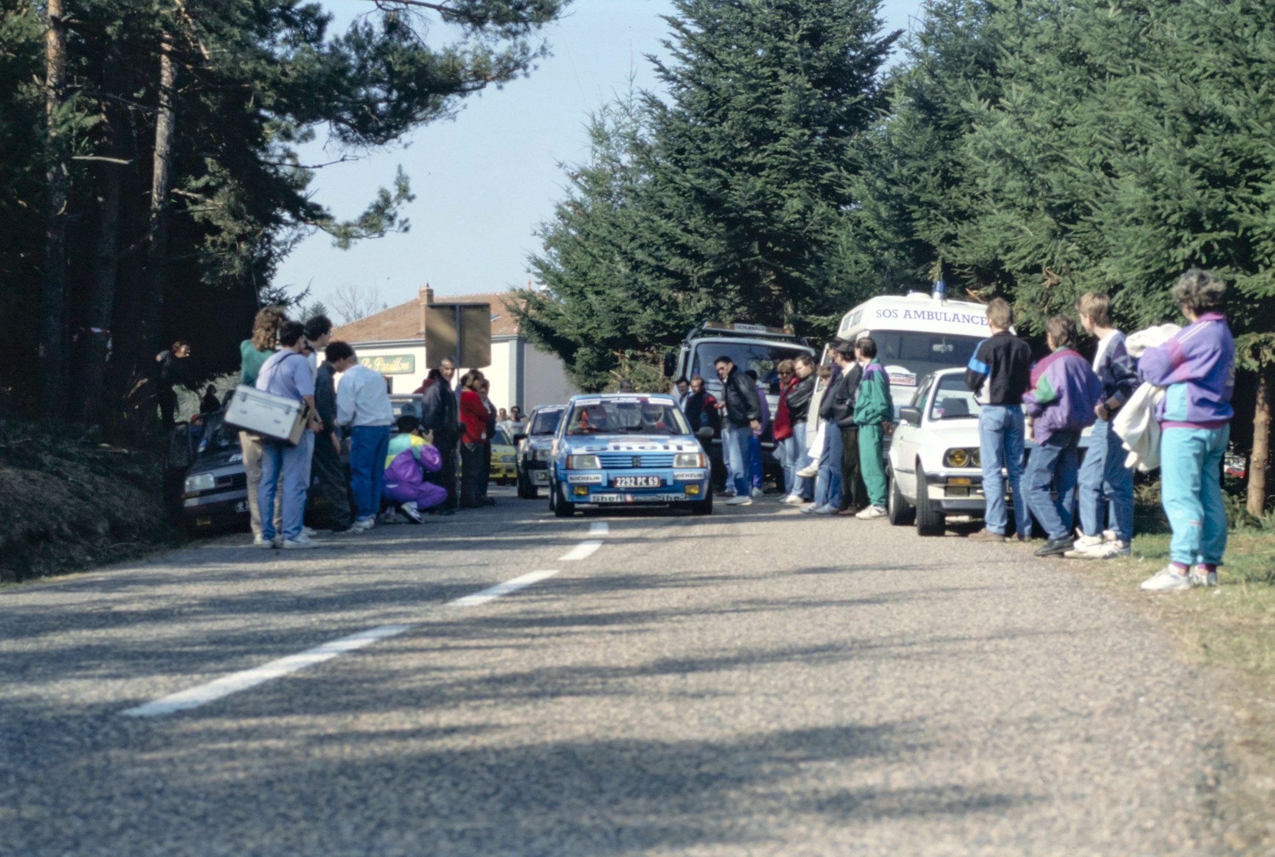 Rallye Lyon-Charbonnières : diapo. couleur (1991, cote 1518WP/954)