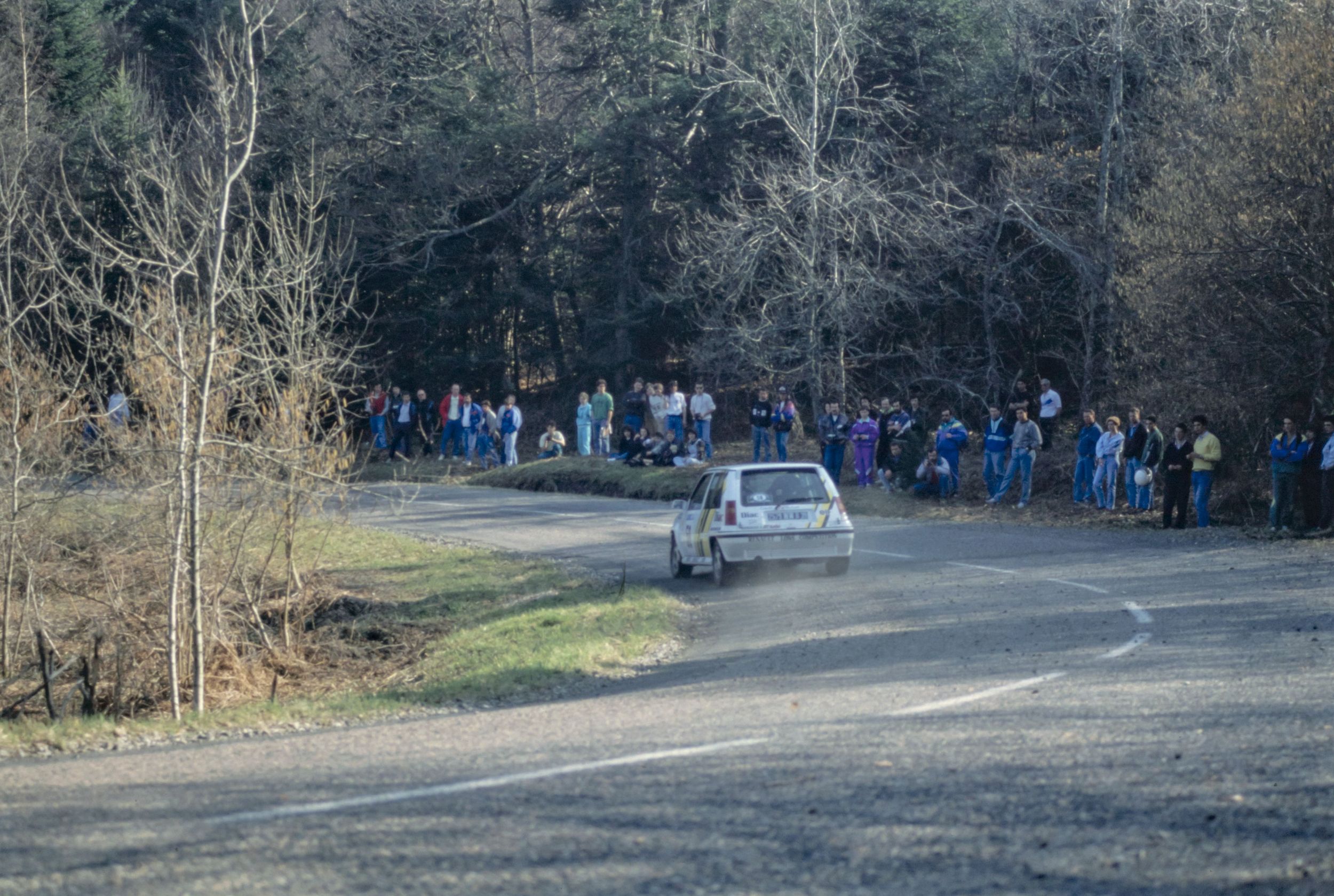 Rallye Lyon-Charbonnières : diapo. couleur (1991, cote 1518WP/954)